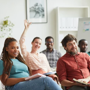 AVANÇADO PARTES 1 e 2: "Next-Level English for Career Growth"