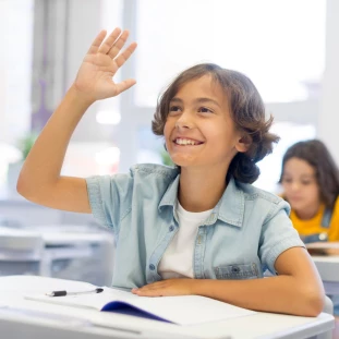 TEEN JOURNEY PARTES A e B: Curso para jovens entre 13-14 anos